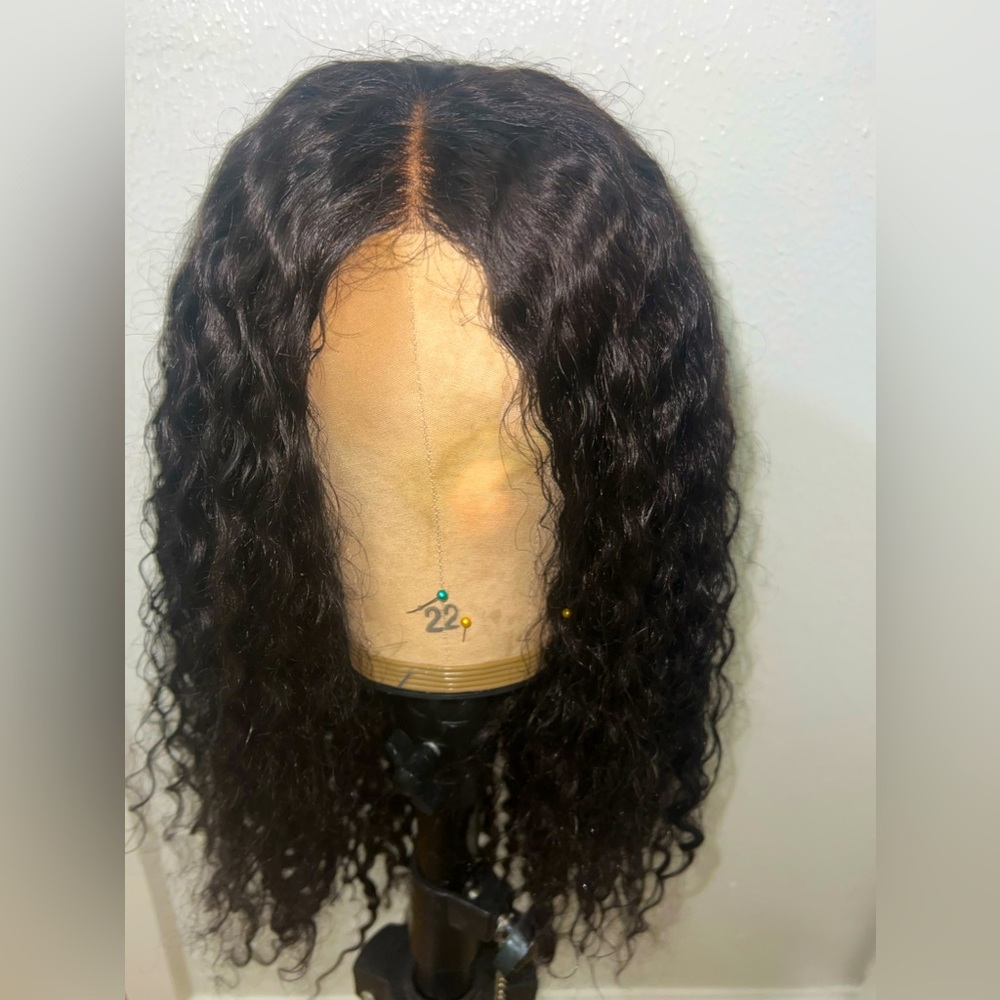 28 inch Brazilian deep wave closure wig w/closure. Hair can last 1+year